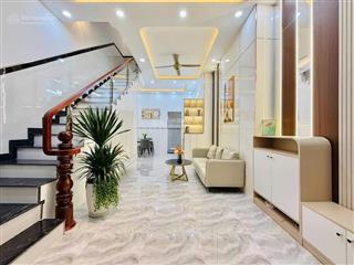 Bán nhà 3 tầng. đường nguyễn thượng hiền, p5, bình thạnh, 46.5m2, hẻm thông oto