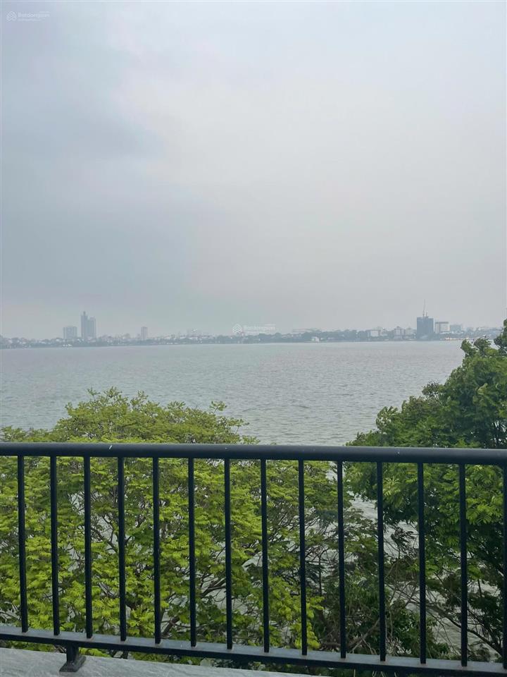 Bán nhà mặt hồ tây mp quảng khánh dt 105m2 mt 4.7m lô góc giá 1.5 tỷ/m2