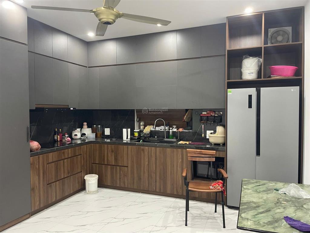 Bán nhà mặt hồ tây mp quảng khánh dt 105m2 mt 4.7m lô góc giá 1.5 tỷ/m2