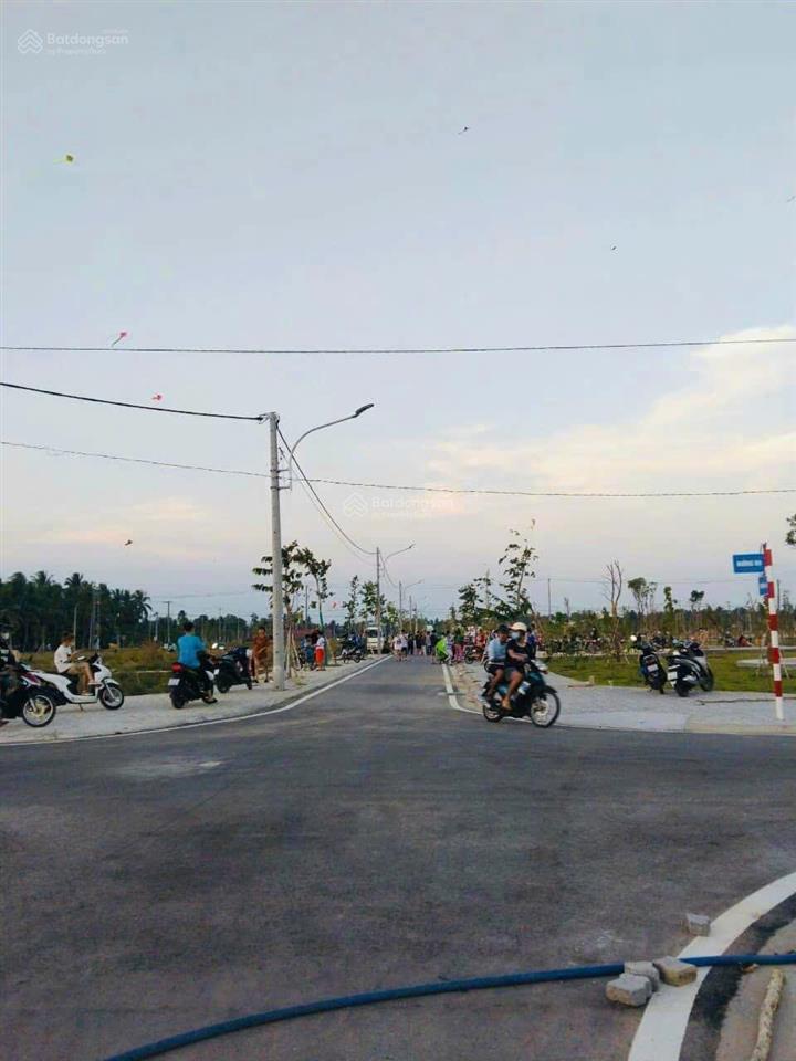 Chính chủ bán lô đất kế bên vin hoc môn (5x18.5) giá 1,9 tỷ (chỉ 21tr/m2)