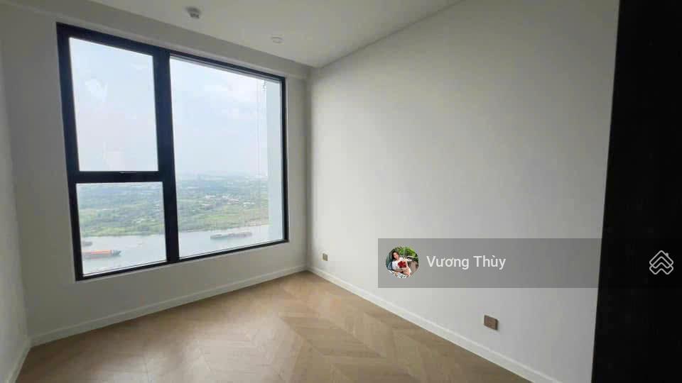 Chính chủ gửi bán 3 phòng ngủ lumiere riverside, căn góc view sông, giá 16.5 tỷ all in 0938 211 ***
