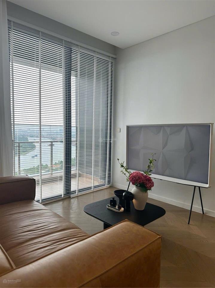 Lumiere riverside cho thuê nhanh căn góc 3 phòng ngủ view sông trực diện, 50 triệu.  0938 211 ***