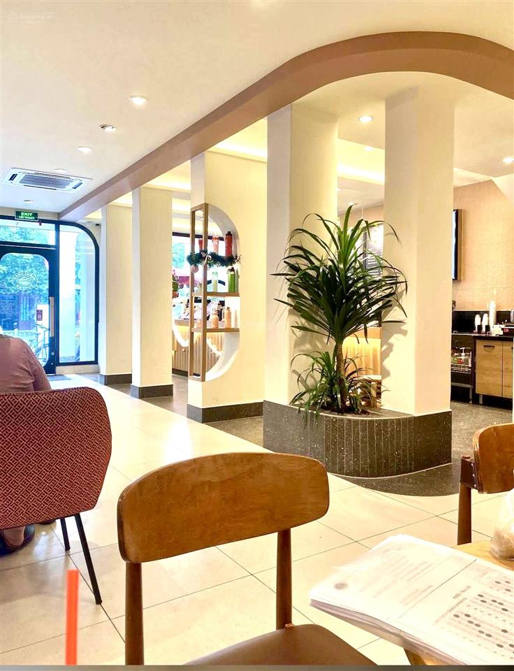 Bán nhà mặt tiền kinh doanh đắc địa quận tân phú ngang 13m 240m giá chỉ 29.5 tỷ