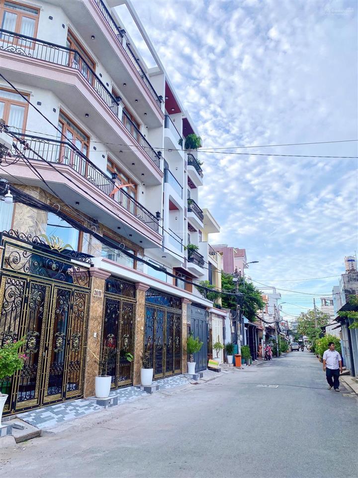 Bán nhà ngang khủng hiếm có, ngay đường lê văn quới, quận bình tân