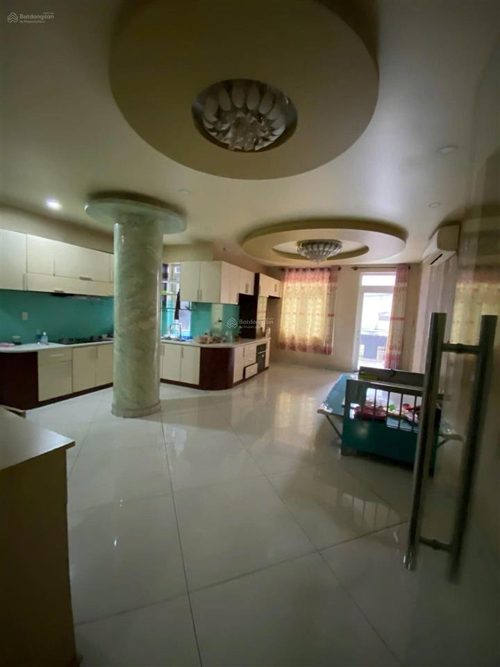 Mặt tiền kinh doanh 6 tầng thang máy ngang 8m