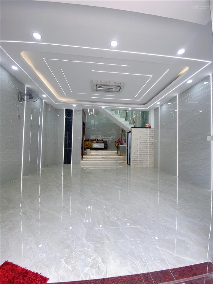 Nhỉnh 7 tỷ nhà 4 tầng có thang máy 69m² full nội thất cao cấp