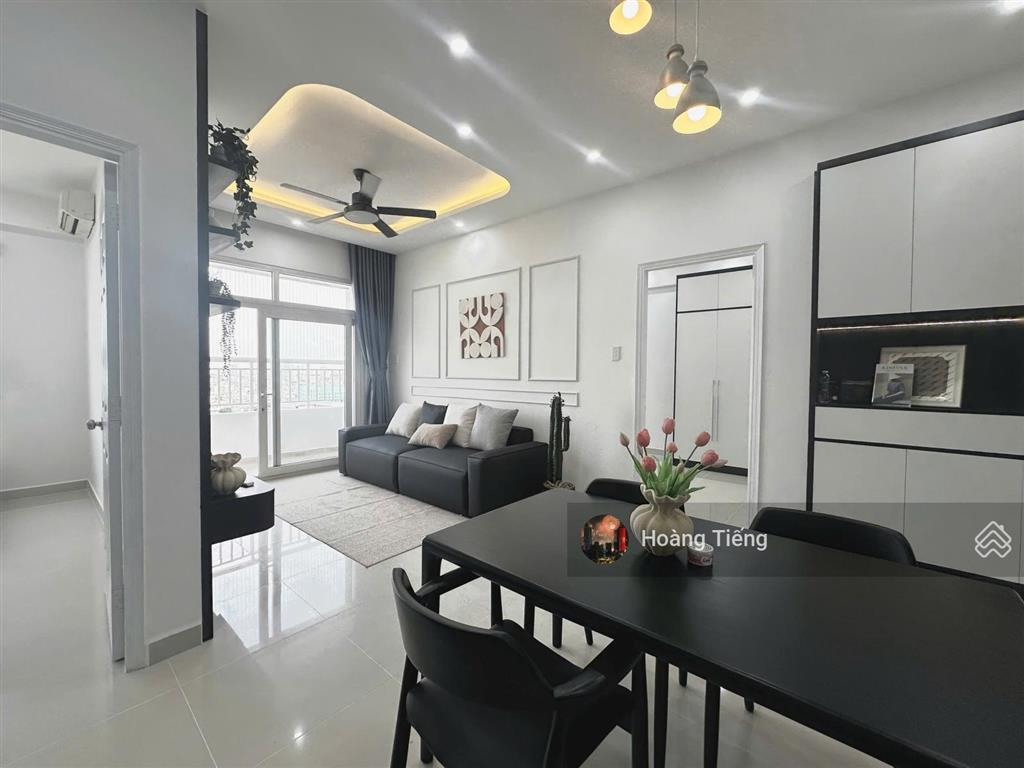 Bán căn hộ cc âu cơ tower  tân phú, dt 76m2. 2pn/2wc, 3,6 tỷ, sổ hồng, nhà đẹp.  0773 694 ***