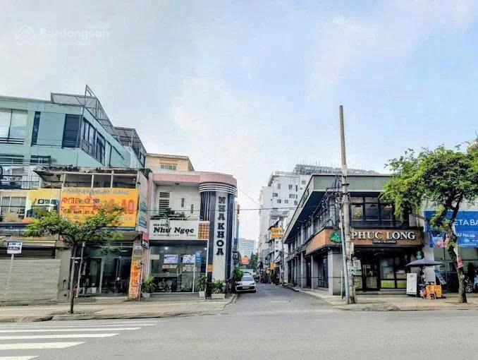 Siêu phẩm góc 3 mặt tiện q11. diện tích 8x13m công nhận 100m2. giá chỉ 13 tỷ tl (tin thật 100%)