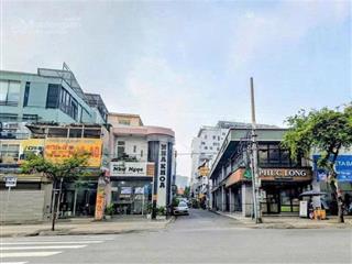 Siêu phẩm góc 3 mặt tiện q11. diện tích 8x13m công nhận 100m2. giá chỉ 13 tỷ tl (tin thật 100%)