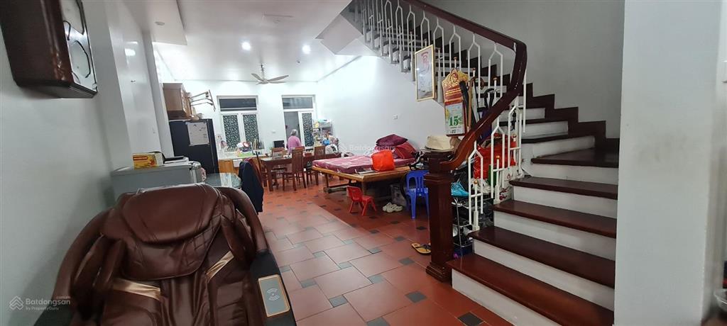 Bán nhà liền kề làng việt kiều châu âu  hà đông | view hồ câu siêu thoáng