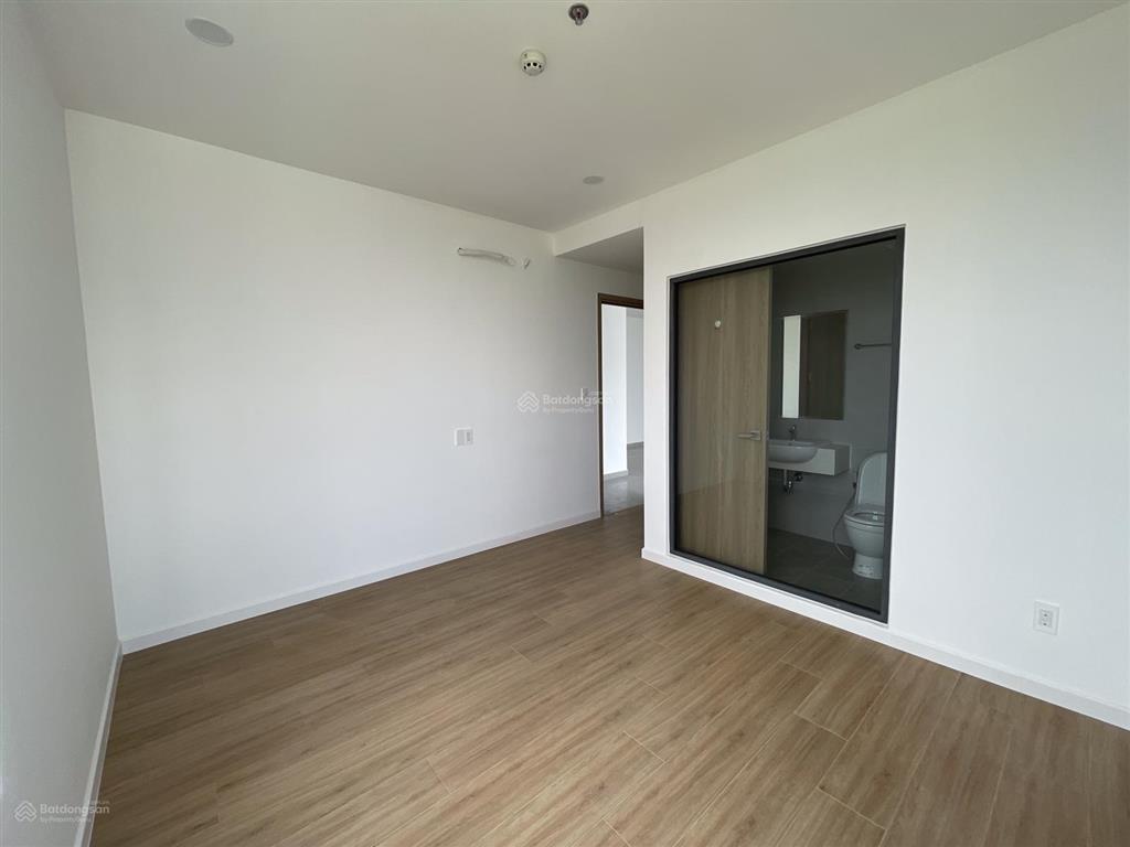 Cho thuê căn 3pn 99m2 8,5tr/tháng 4ml + rèm  xem nhà 0909 194 ***