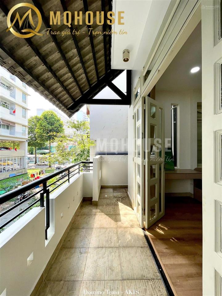 Cho thuê căn hộ quận 2 mới, có dọn phòng, bãi đỗ oto gần vòng xoay lương định của.  0931 846 ***