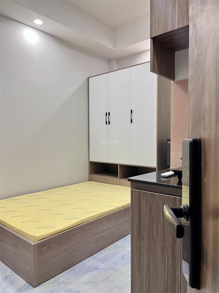 Cho thuê phòng quận 2. full nội thất gần nút giao an phú. có bảo vệ, thang máy, giặt sấy