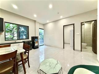 Cho thuê căn hộ 2pn ban công 60m2, có chỗ oto , gần ubndq2 , đảo kim cương , emart sala