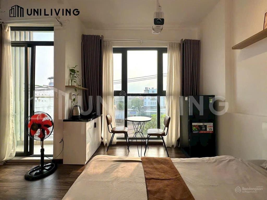 Cho thuê căn hộ studio/1pn thảo điền q2 có ban công , nội thất hiện đại . gần ga metro ,cầu sài gòn