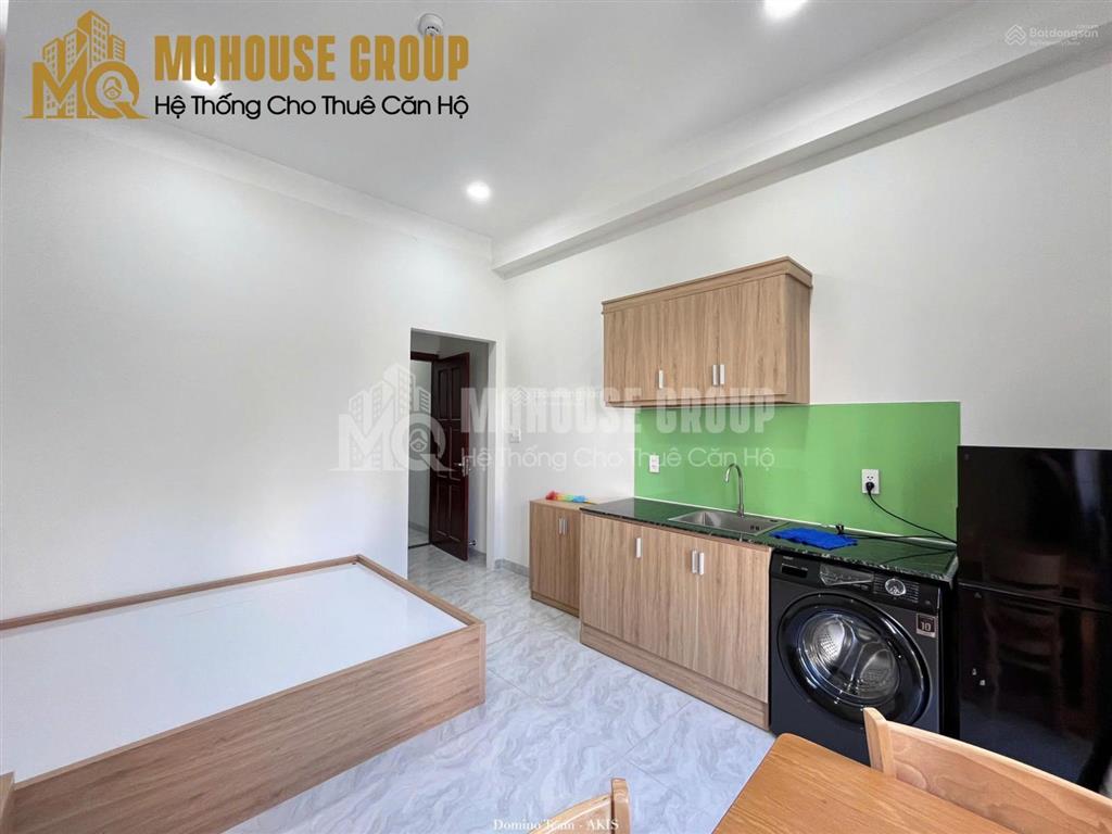 Cho thuê căn hộ ban công gần ubnd quận 2, đầy đủ tiện nghi, có chỗ để oto chỉ 6tr/tháng
