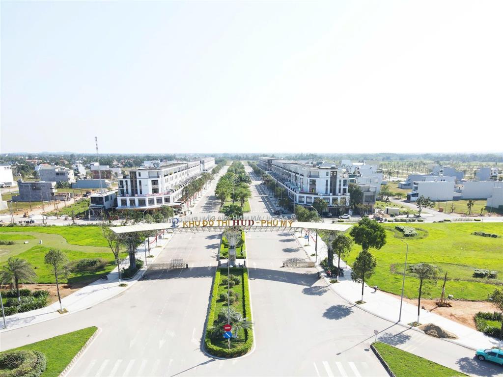 Quảng ngãi đang ở điểm rơi thị trường  sau sun group sẽ là ai. cả nhà và đất chỉ từ 9 triệu/m2