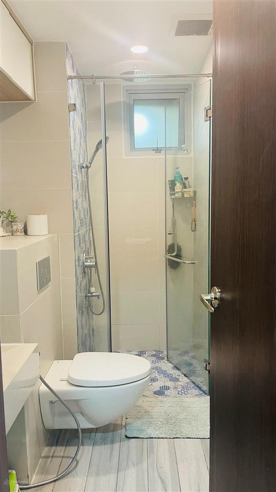 Bán căn hộ ruby , 4,2 ty , 2pn2wc ,70m , view công viên , full nt