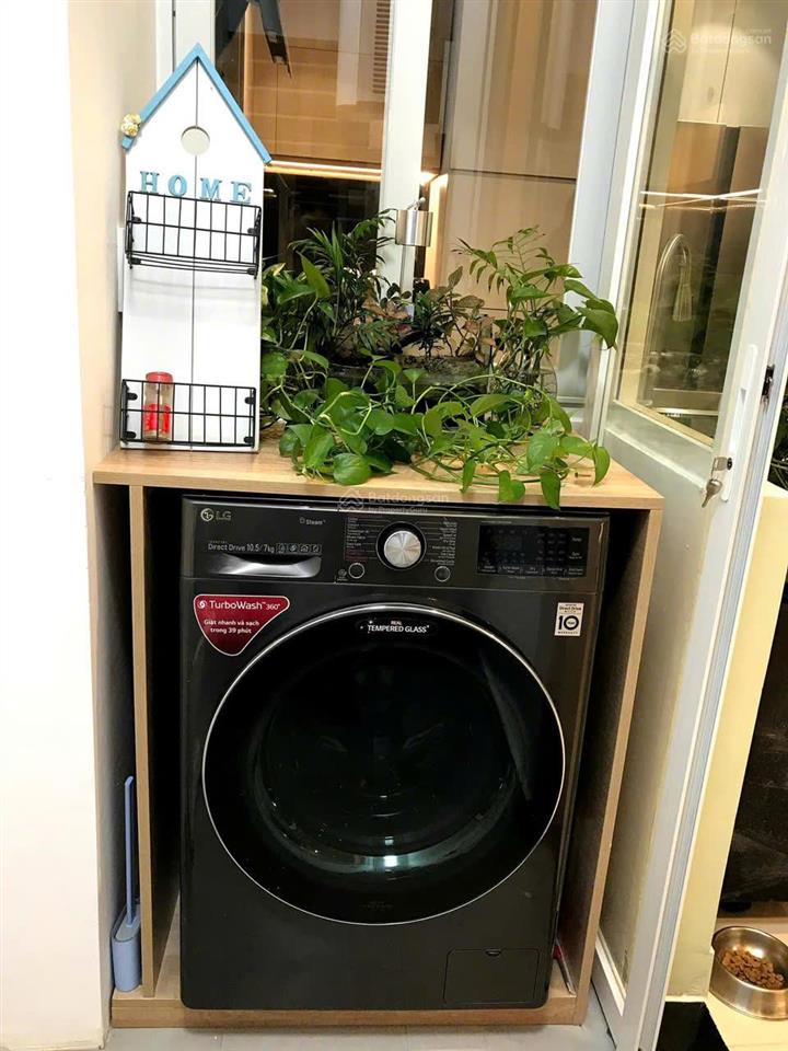 Bán căn hộ ruby , 2pn2wc ,70m , giá 4,2 tỷ , view công viên , full nt