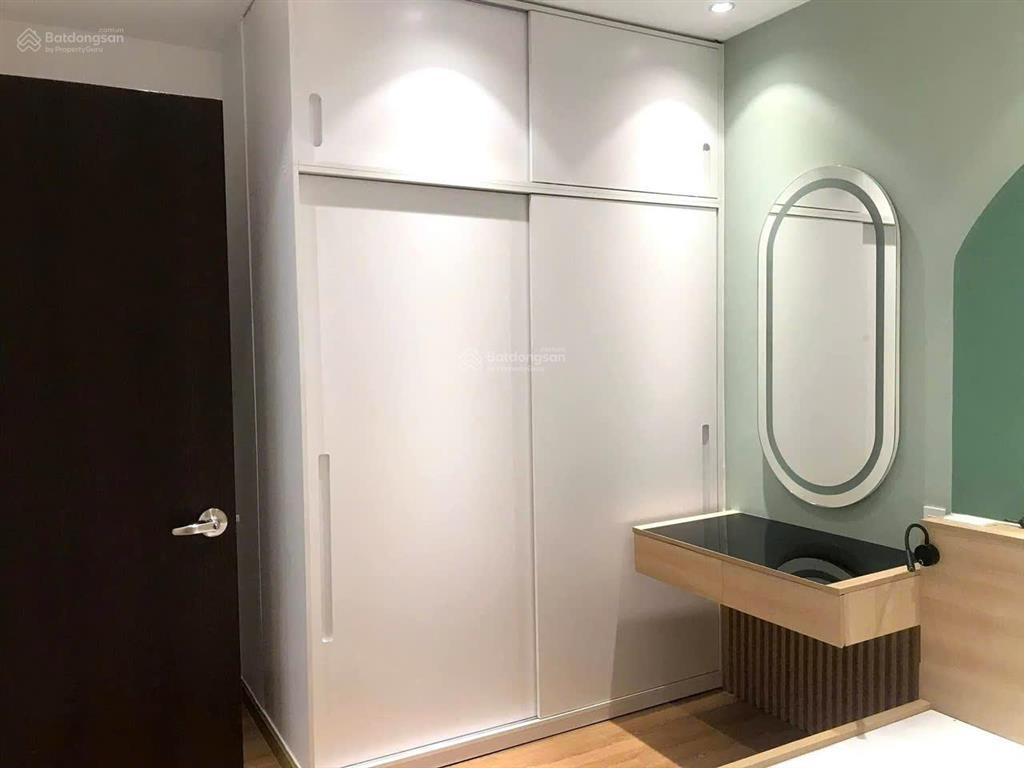 Bán căn hộ ruby , 2pn2wc ,70m , giá 4,2 tỷ , view công viên , full nt