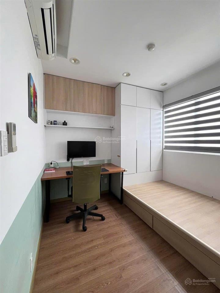 Bán căn hộ ruby , 2pn2wc ,70m , giá 4,2 tỷ , view công viên , full nt