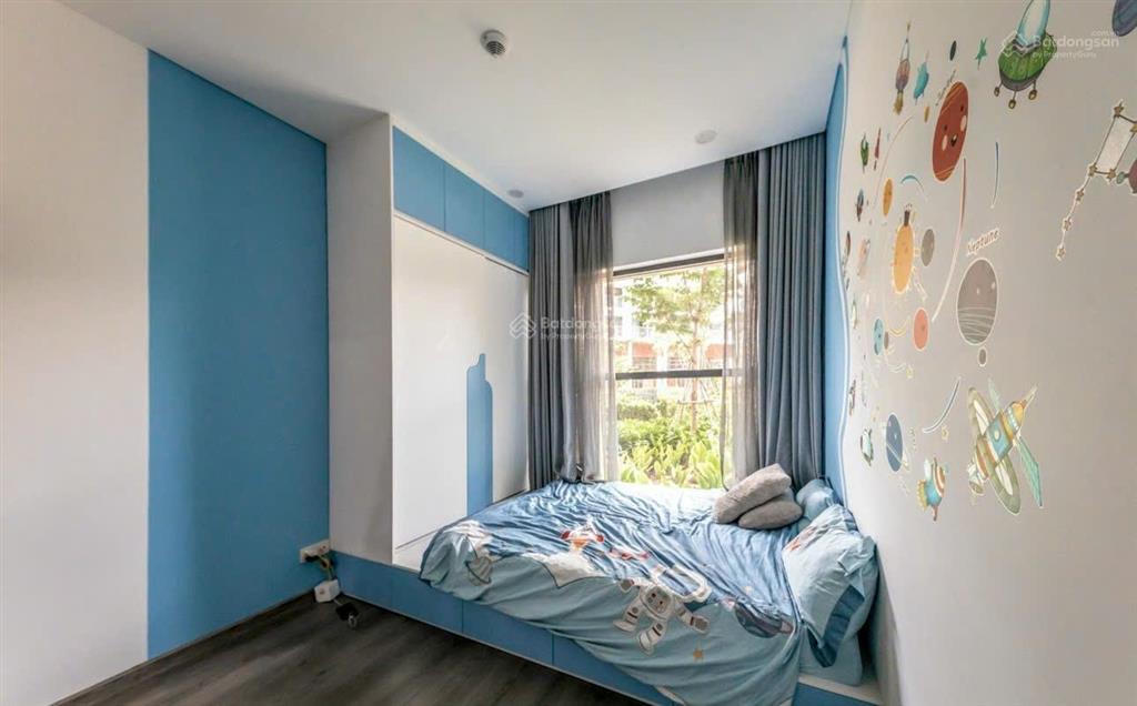 Bán căn hộ diamond briliant, 9,9 tỷ, 3pn  3wc, 142m2, full nt, tầng trung