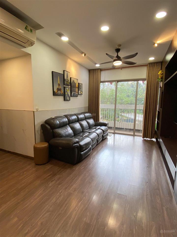 Bán nhanh căn hộ ruby 5,25 tỷ, 3pn2wc , 84m , full nt có ban công , view hồ sinh thái