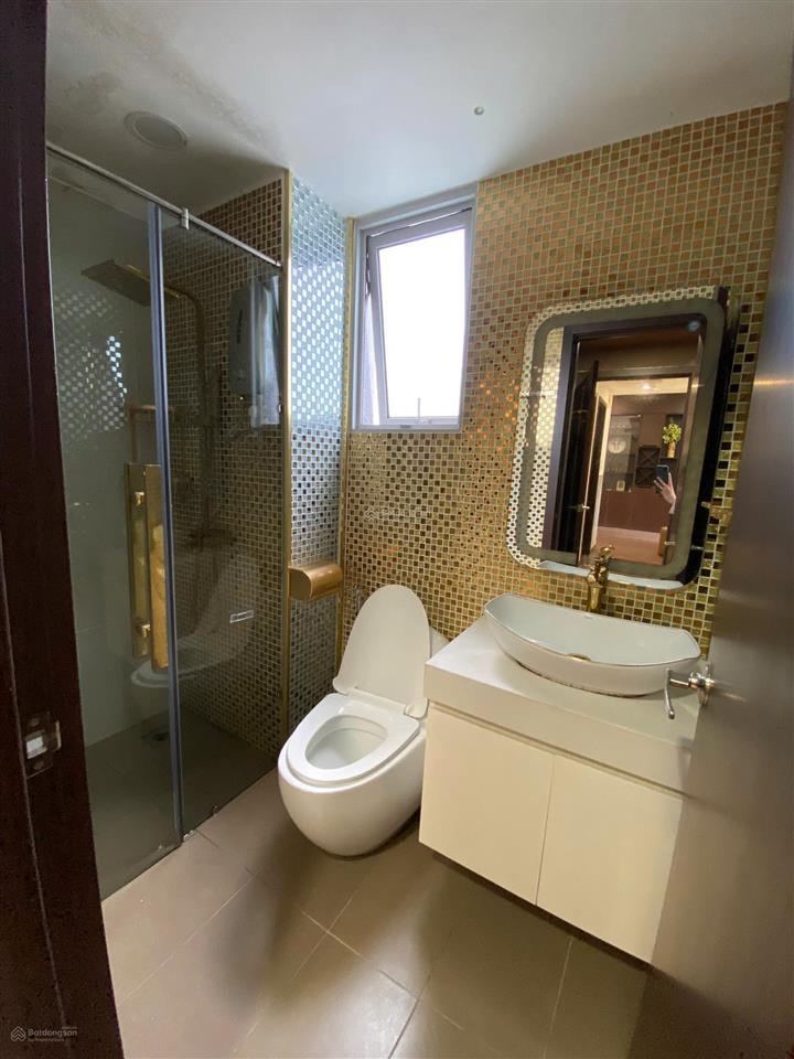 Bán nhanh căn hộ ruby 5,25 tỷ, 3pn2wc , 84m , full nt có ban công , view hồ sinh thái