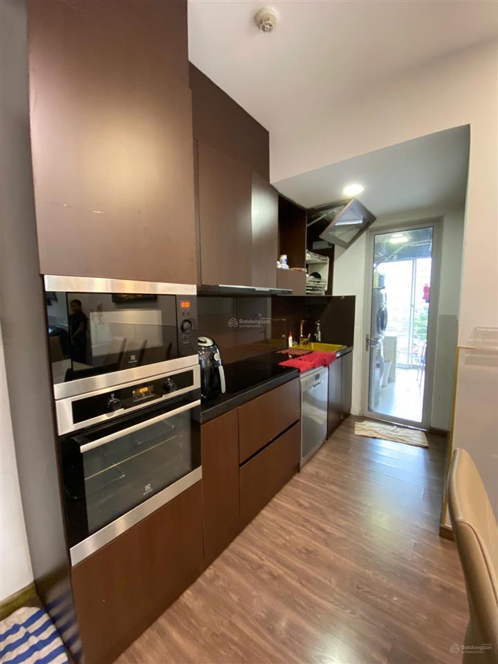 Bán nhanh căn hộ ruby 5,25 tỷ, 3pn2wc , 84m , full nt có ban công , view hồ sinh thái