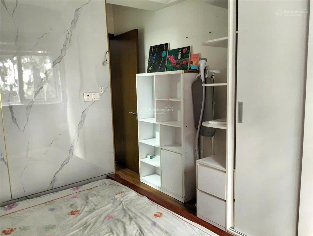 Bán căn hộ ruby , 4,3 tỷ ,2pn,2wc, full nt , có ban công và sân vườn 25m