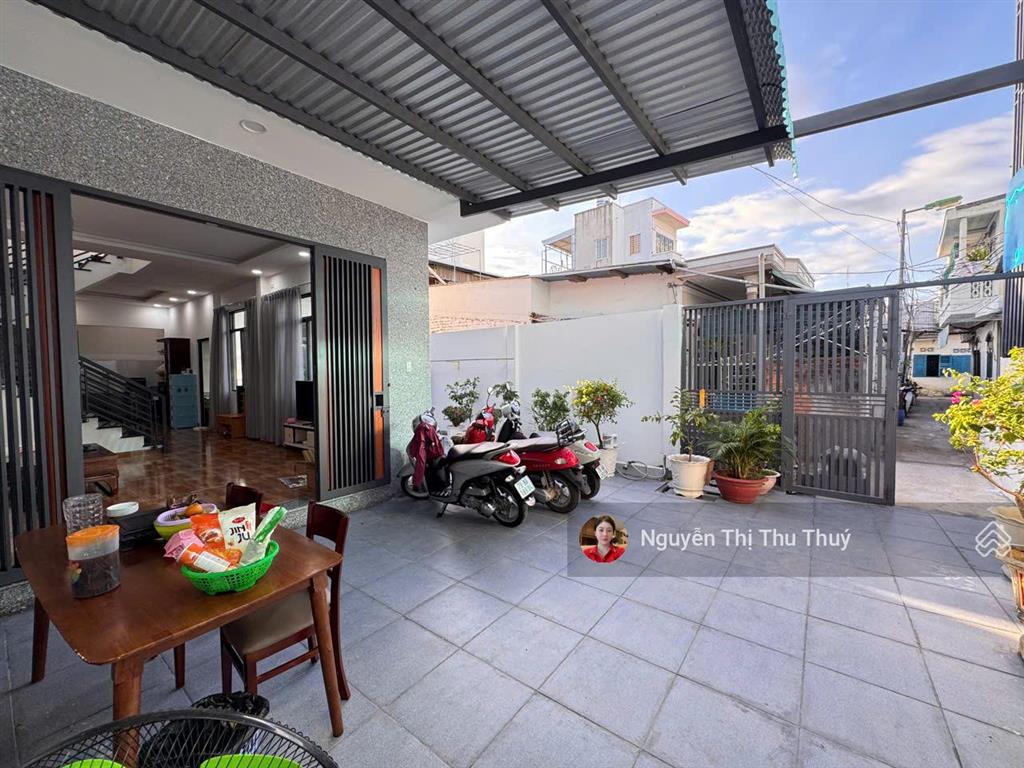 Nhà đã hoàn thiện 2 tầng xây mới 100%  kề biển trần phú  vĩnh nguyên  phường nha trang