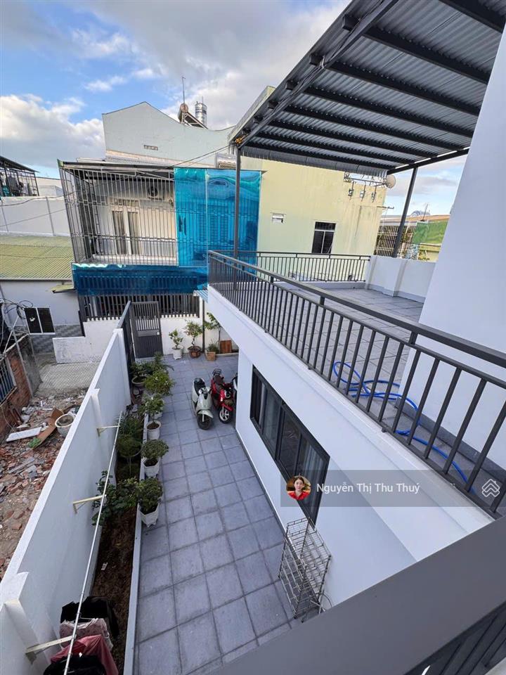 Nhà đã hoàn thiện 2 tầng xây mới 100%  kề biển trần phú  vĩnh nguyên  phường nha trang