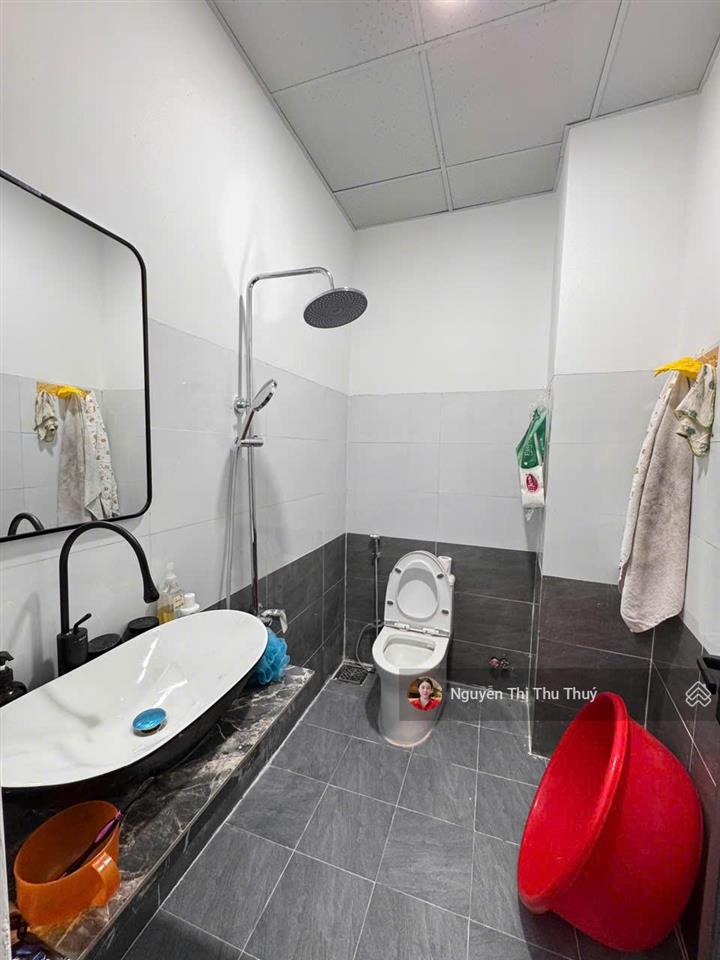 Nhà đã hoàn thiện 2 tầng xây mới 100%  kề biển trần phú  vĩnh nguyên  phường nha trang