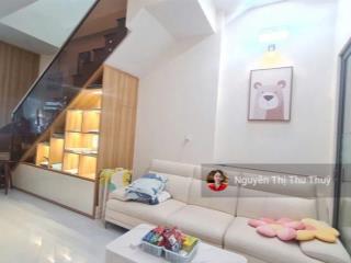 Bán nhà 2 tầng đẹp gần dự án sungroup  chỉ 3tỷ950