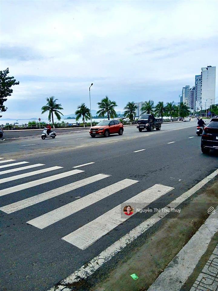 Cần bán lô đất mặt tiền biển phạm văn đồng nha trang