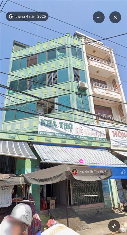 Bán nhà lô góc, ngay chợ đầm, phù hợp vừa ở và buôn bán, cách biển 1km