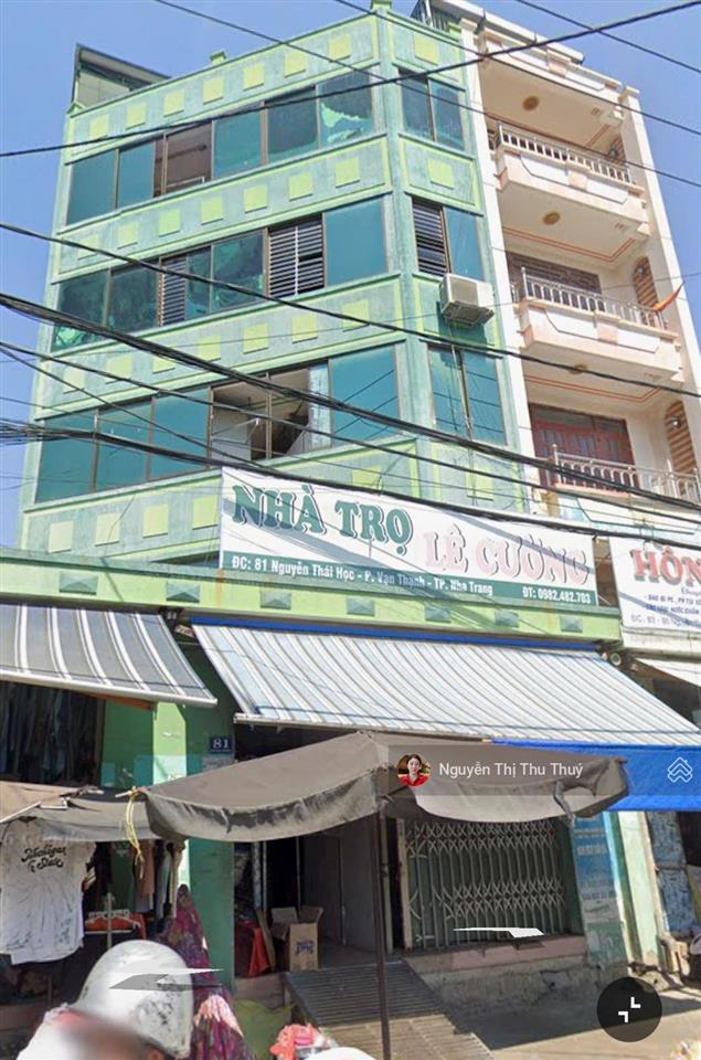 Bán nhà lô góc, ngay chợ đầm, phù hợp vừa ở và buôn bán, cách biển 1km