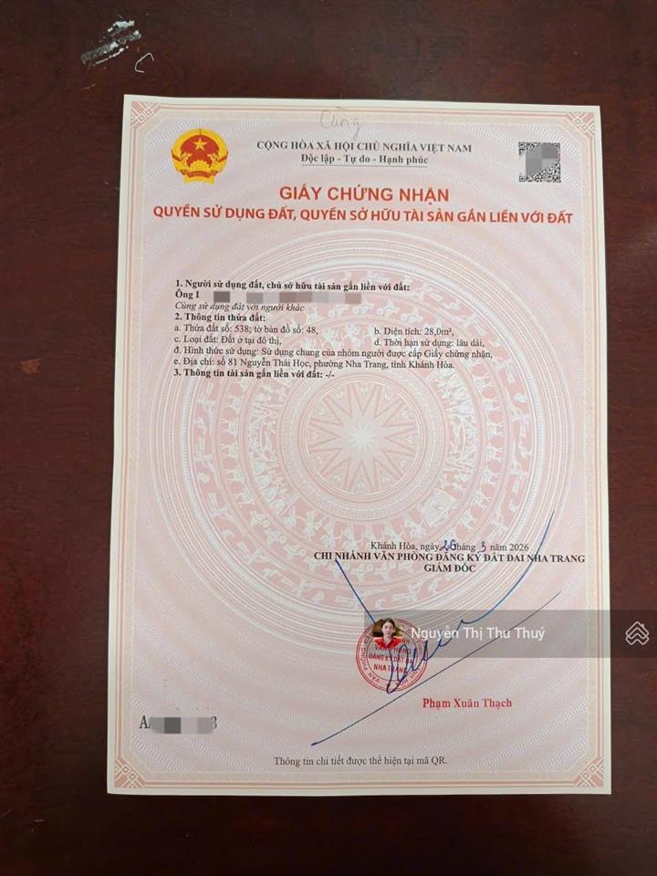 Bán nhà lô góc, ngay chợ đầm, phù hợp vừa ở và buôn bán, cách biển 1km