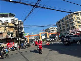 Bán nhà mặt tiền hai bà trưng sát cạnh chợ đầm thuận tiện kinh doanh