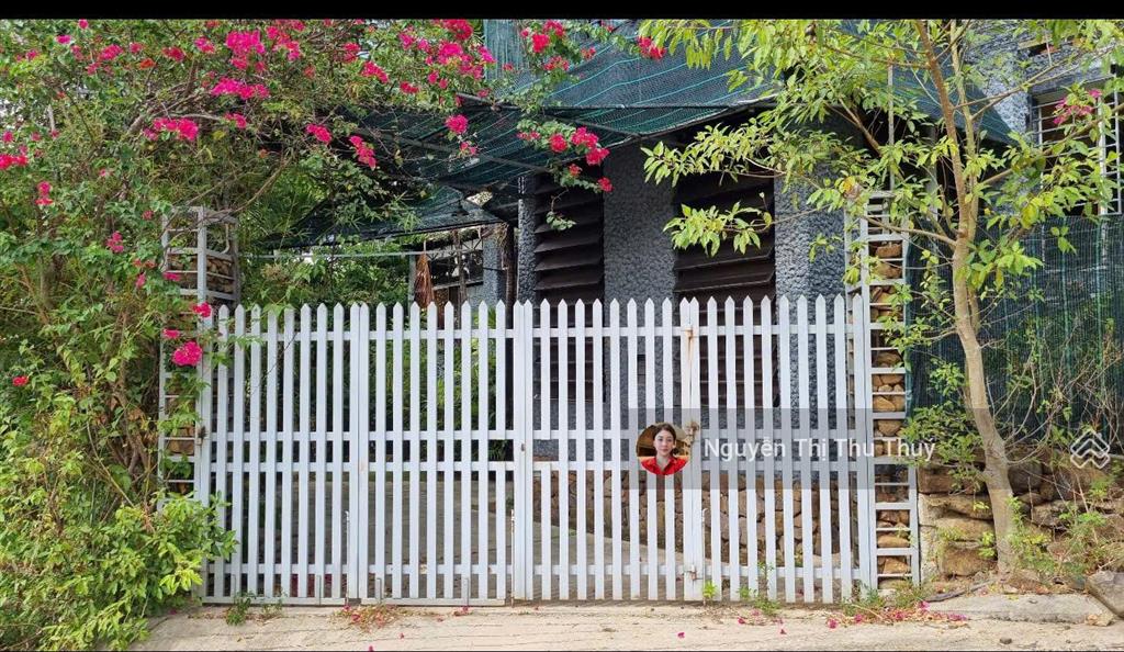 Bán căn biệt thự lưng tựa núi mặt hướng biển ở phường bắc nha trang