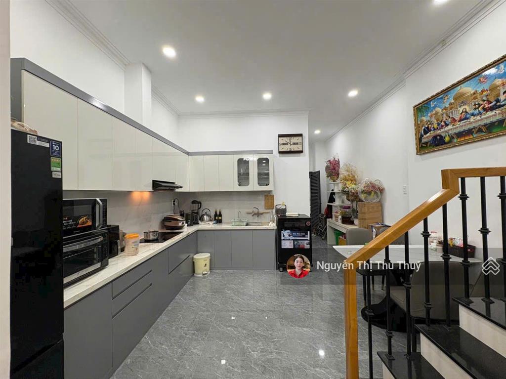 Nhà đẹp 3 tầng hà quang 2 cạnh sông quán trường  công viên