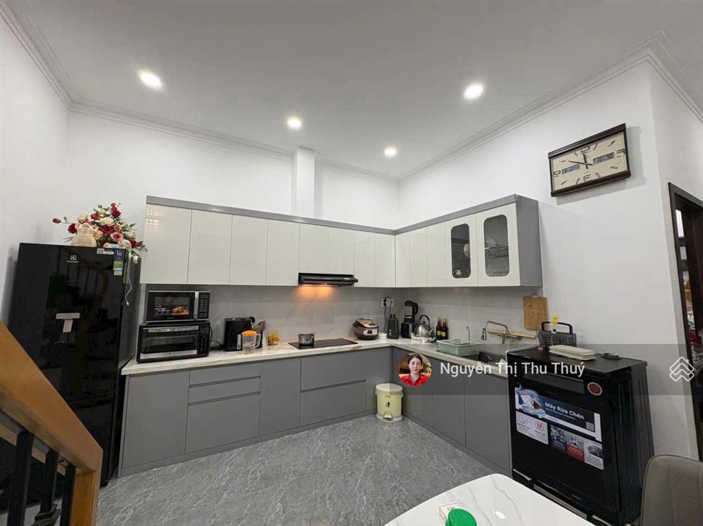 Nhà đẹp 3 tầng hà quang 2 cạnh sông quán trường  công viên