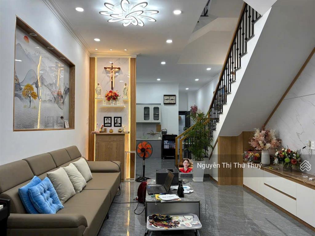 Nhà đẹp 3 tầng hà quang 2 cạnh sông quán trường  công viên