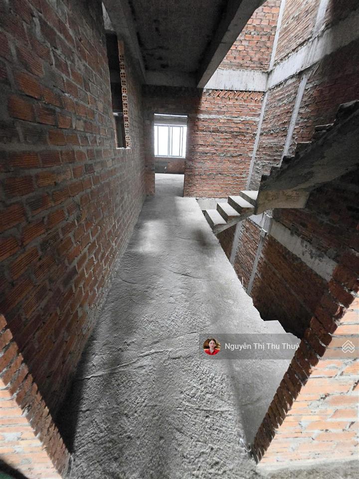 Bán nhà xây thô tại đường t12, kđt an bình tân, nam nha trang  lô sạch ko tủ điện, không hố ga