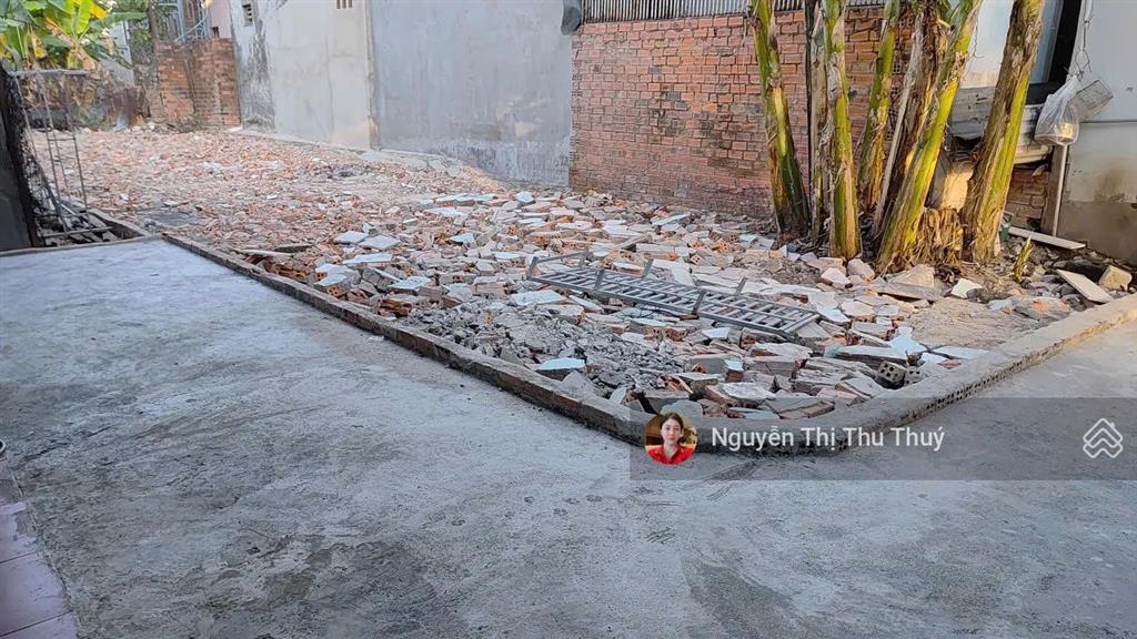 Bán đất 2 mặt tiền  vĩnh hải, gần biển