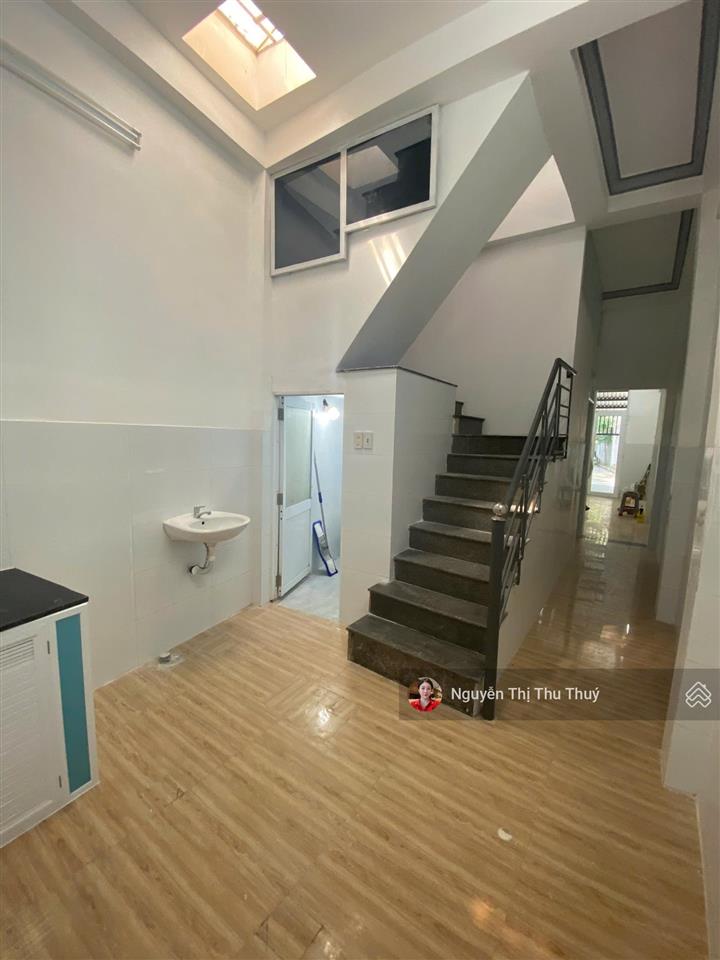 Bán nhà giá rẻ 3pn, hẻm tô hiệu, gần biển  nhà cấp 4 có gác lửng