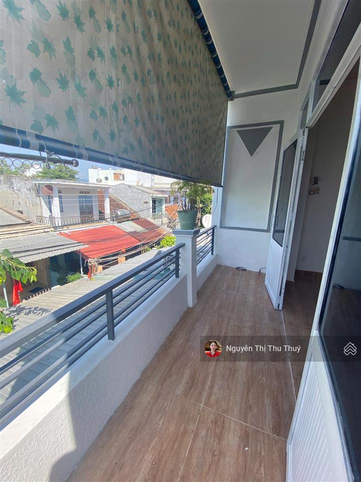 Bán nhà giá rẻ 3pn, hẻm tô hiệu, gần biển  nhà cấp 4 có gác lửng