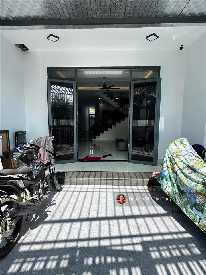 Nhà 2 tầng đẹp kiên cố  hẻm liên hoa, phường tây nha trang