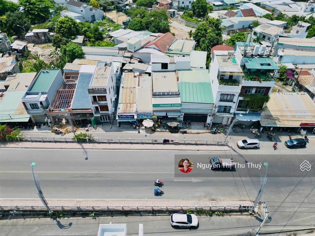 Bán nhà mặt tiền phong châu nam nha trang giá 5,3 tỷ