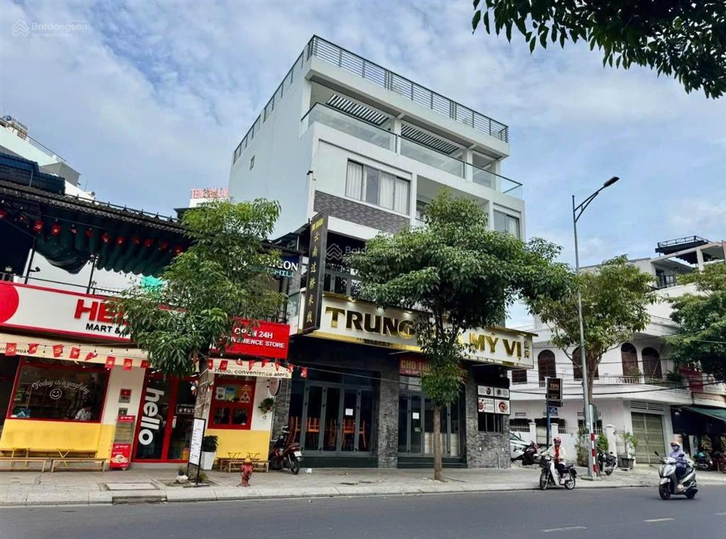 Căn góc 3 mặt tiền nguyễn thiện thuật chỉ 50 tỷ dòng tiền 60tr/tháng